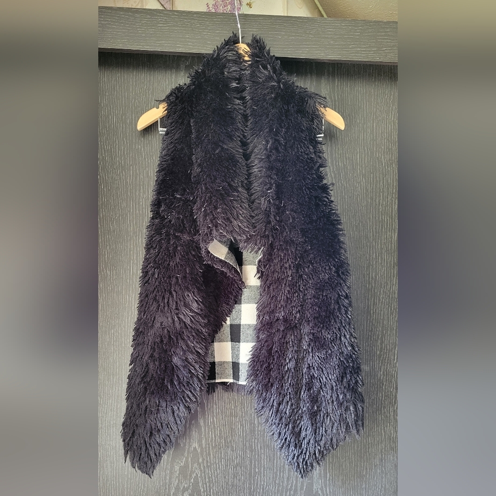 Vintage Faux Fur Black Vest with Plaid Lining